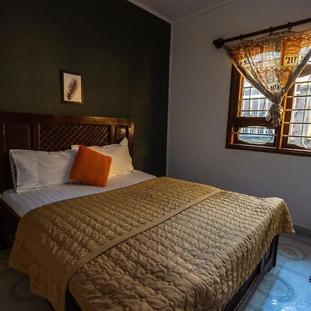 Bed and Breakfast Safari Adventures-House Arusha Exterior foto