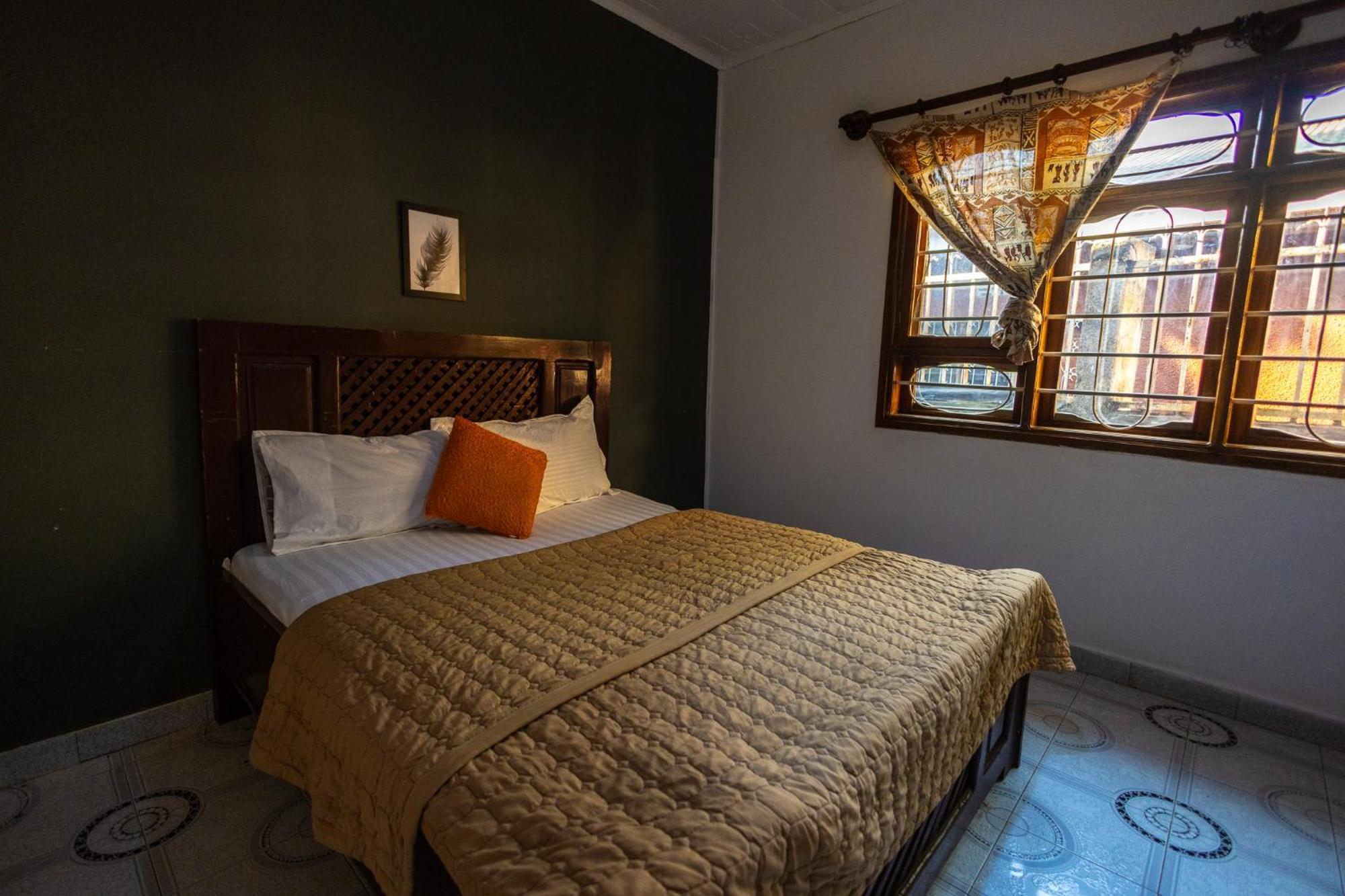 Bed and Breakfast Safari Adventures-House Arusha Exterior foto