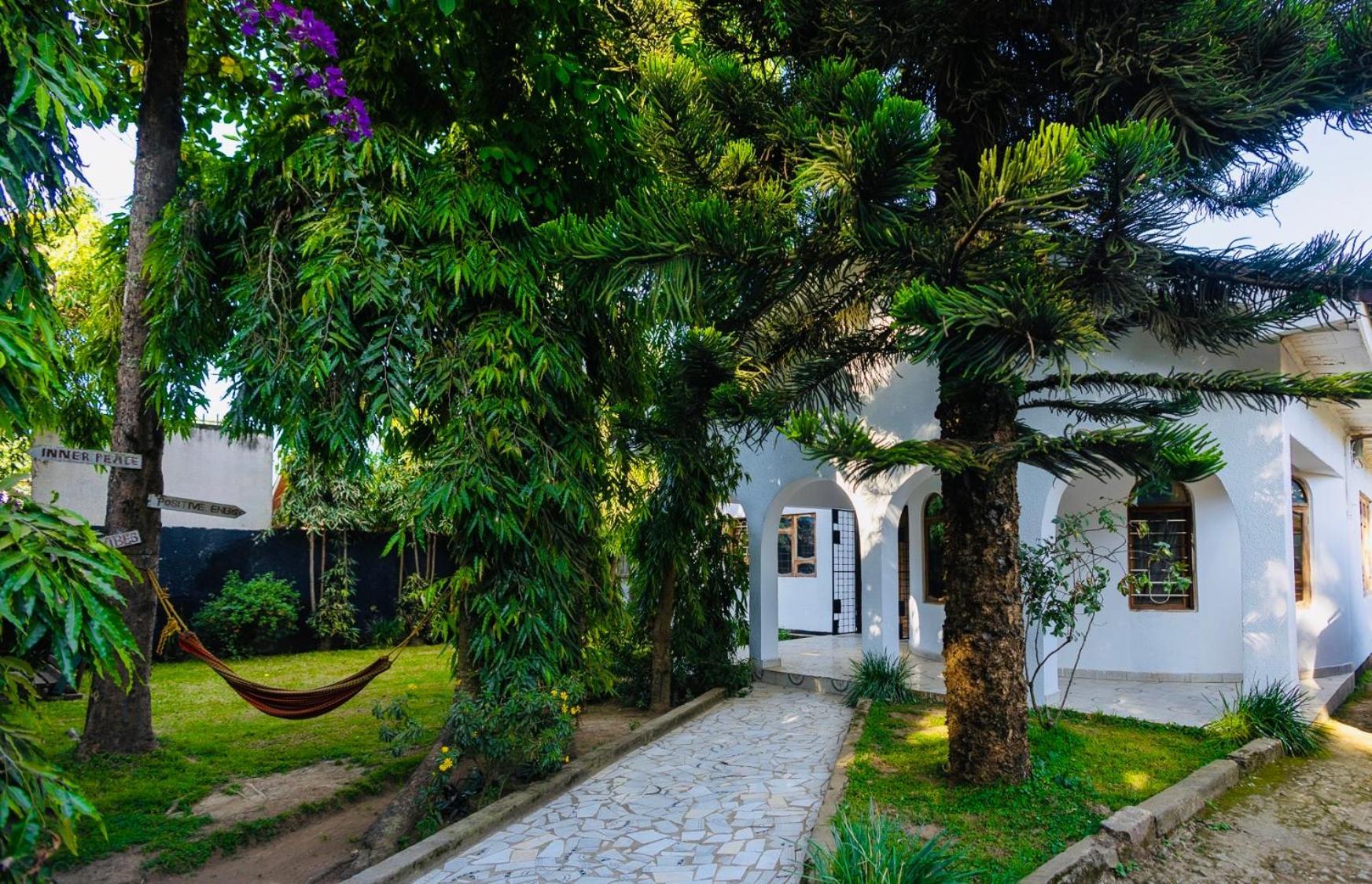Bed and Breakfast Safari Adventures-House Arusha Exterior foto
